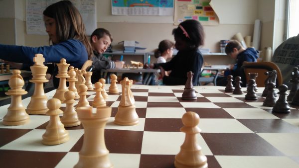 Il progetto CASTLE: il gioco degli scacchi come strumento pedagogico nella scuola primaria