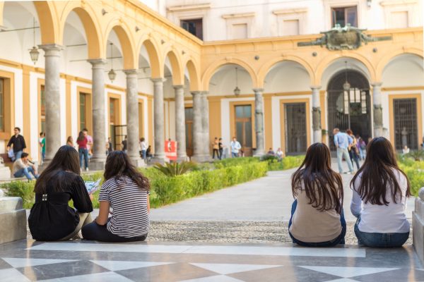Sicilia, più opportunità di formazione all’estero per studenti e docenti