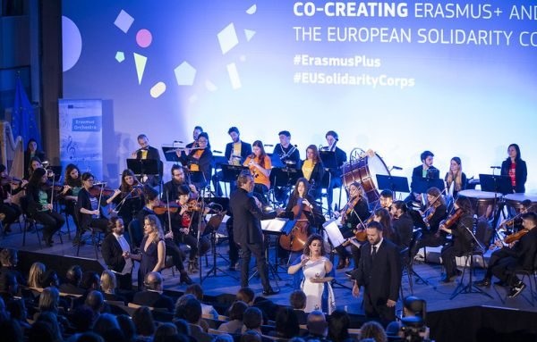 Bruxelles, standing ovation per l’Orchestra Erasmus