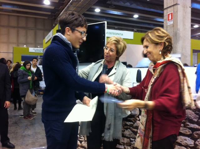Un momento della premiazione del progetto 